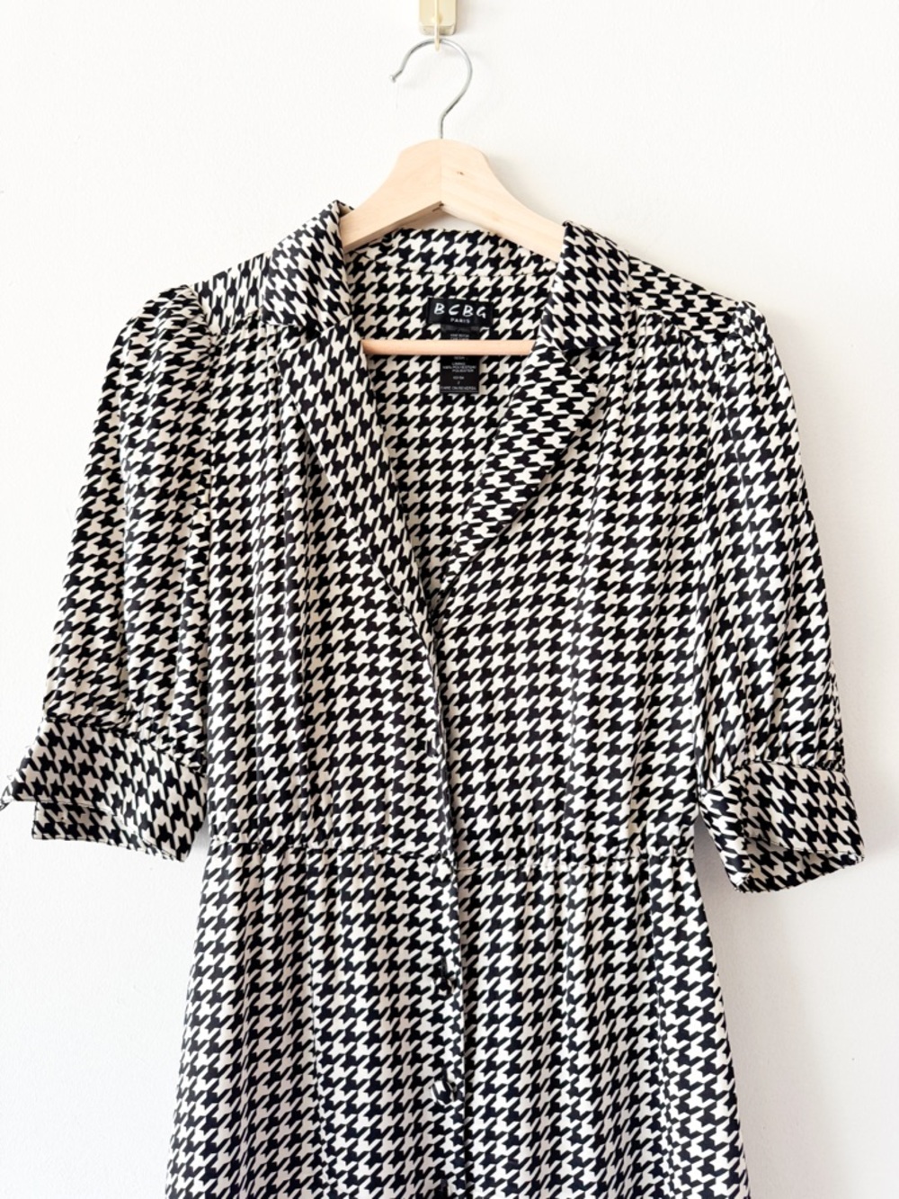 BCBG Paris 100% Silk Black & Cream Houndstooth Shirt Dress Size 2 - Picture 3 of 6